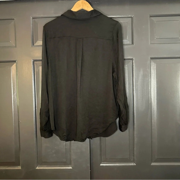 TORRID 97% Rayon  Button-Front SHIRT Size  1X(c5 - Picture 3 of 8